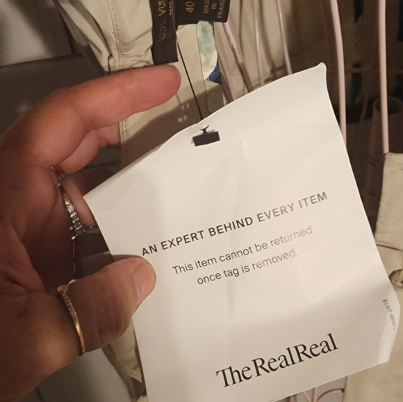 AUTHENTIC LOUIS VUITTON TOP - Picture 12 of 16